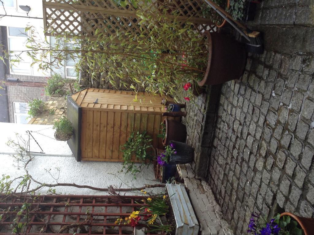 Cartref Guesthouse Caernarfon Exterior photo